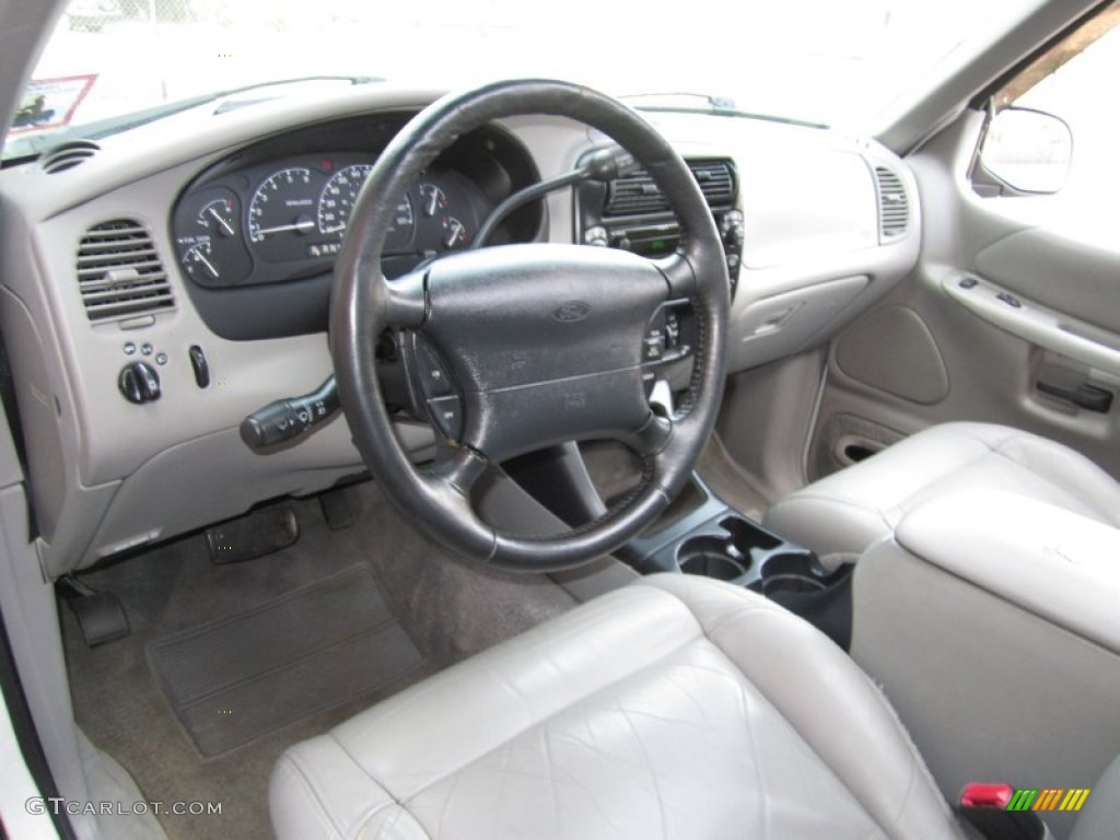 1999 Explorer XLT 4x4 - Oxford White / Medium Graphite Grey photo #14