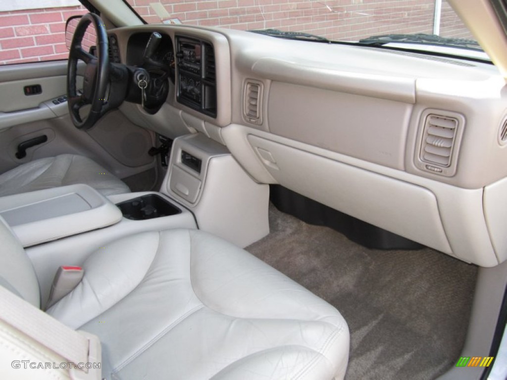 2001 GMC Yukon XL SLT 4x4 Neutral Tan/Shale Dashboard Photo #63004070