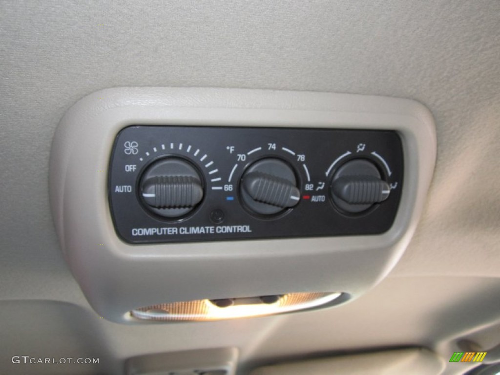 2001 GMC Yukon XL SLT 4x4 Controls Photos