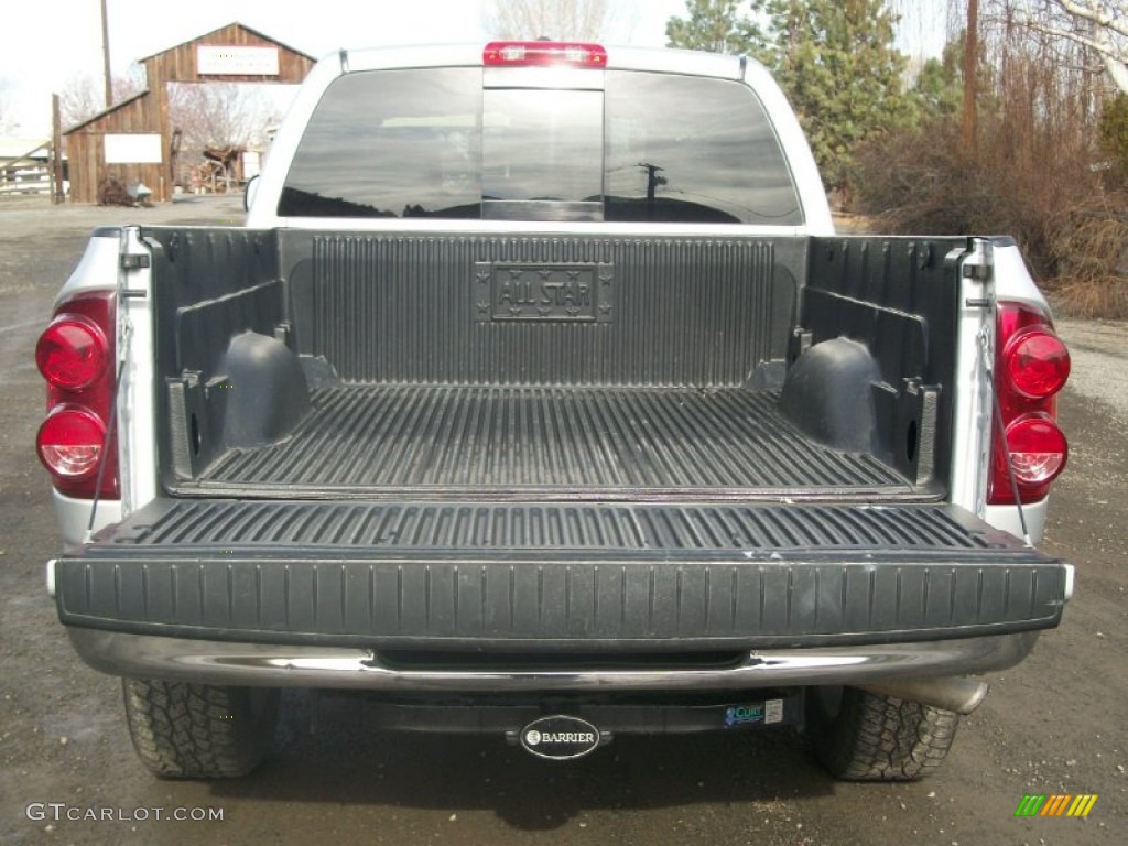 2008 Ram 1500 Big Horn Edition Quad Cab 4x4 - Bright Silver Metallic / Medium Slate Gray photo #30