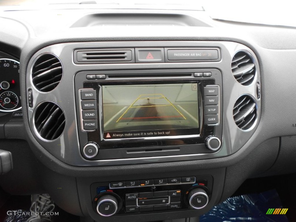 2012 Tiguan SEL - Deep Black Metallic / Black photo #25