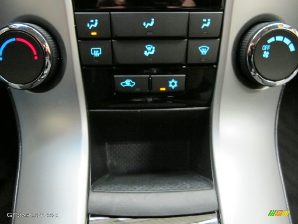 2011 Chevrolet Cruze LS Controls Photo #63009359