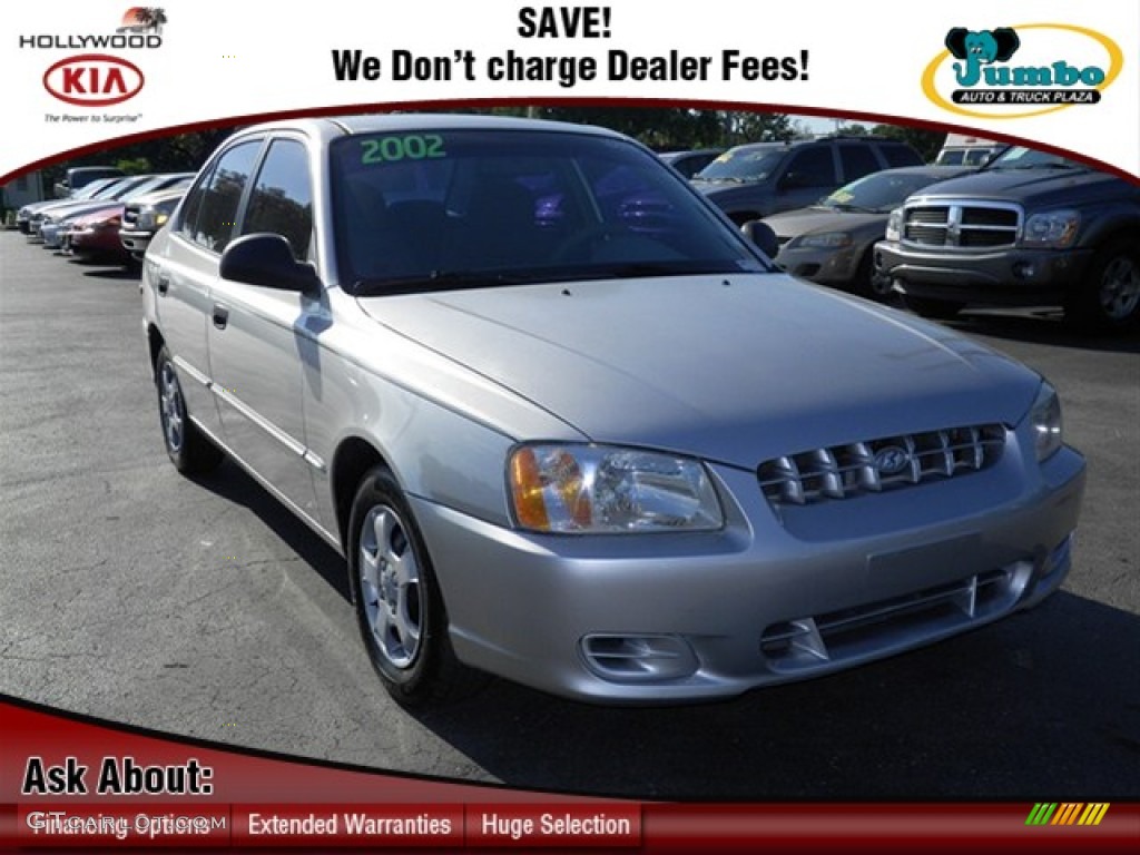 2002 Accent GL Sedan - Silver Mist / Gray photo #1