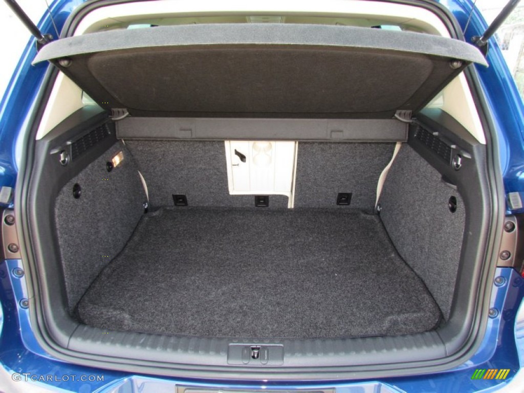 2010 Volkswagen Tiguan Wolfsburg Edition Trunk Photo #63010022