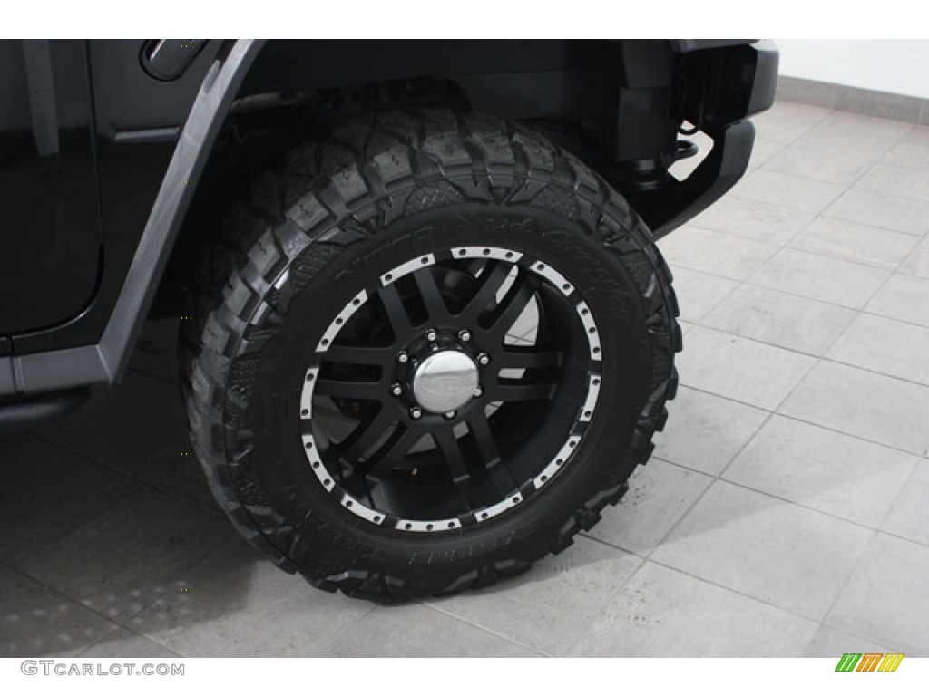 2005 Hummer H2 SUV Custom Wheels Photos