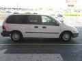 Vibrant White - Windstar LX Photo No. 6