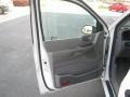 Vibrant White - Windstar LX Photo No. 16