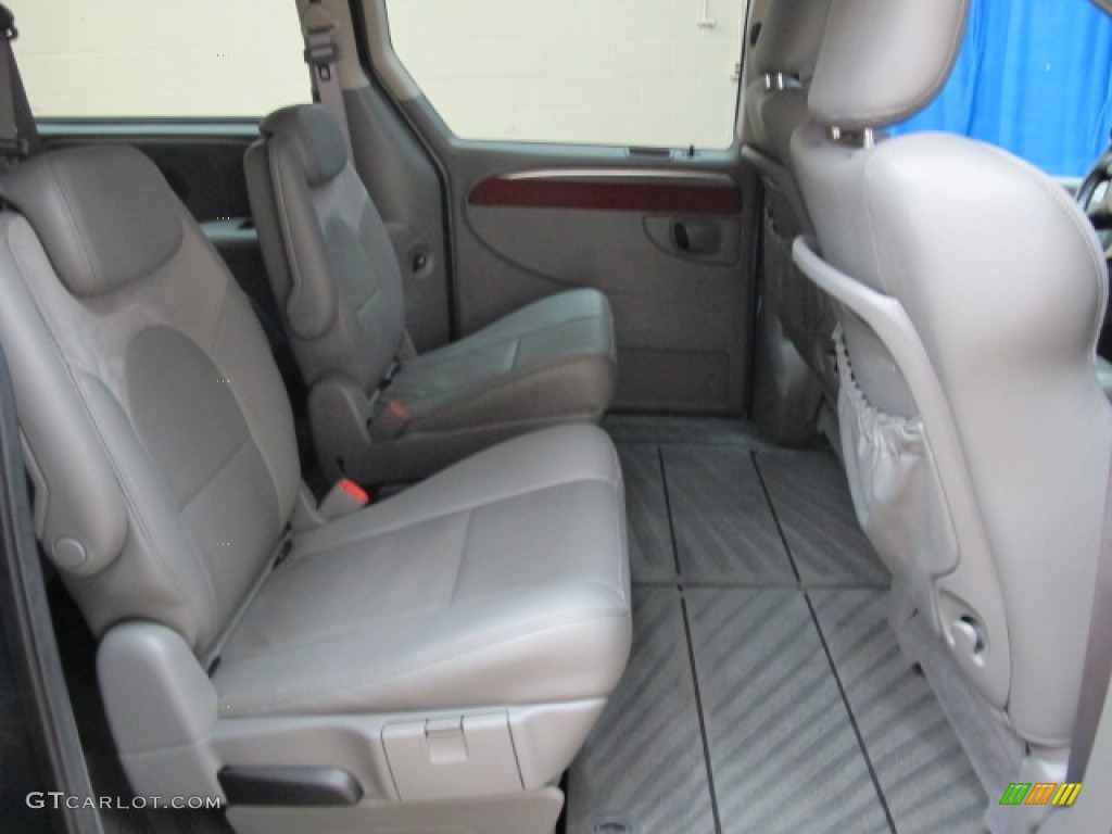 Medium Slate Gray Interior 2006 Chrysler Town & Country Limited Photo #63011210