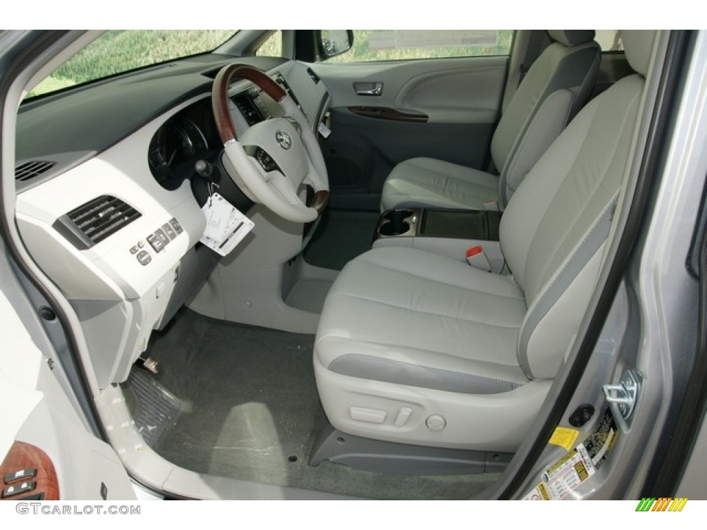 2012 Sienna Limited AWD - Silver Sky Metallic / Light Gray photo #3