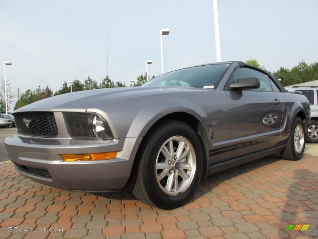 2006 Mustang V6 Premium Convertible - Tungsten Grey Metallic / Dark Charcoal photo #1