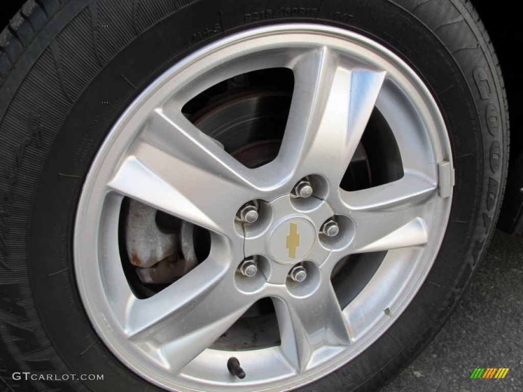 2005 Malibu Maxx LS Wagon - White / Gray photo #5