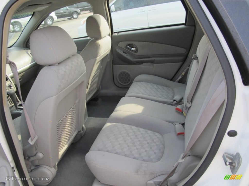 2005 Malibu Maxx LS Wagon - White / Gray photo #8