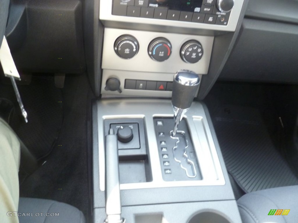 2011 Dodge Nitro Heat 4x4 4 Speed Automatic Transmission Photo #63019613
