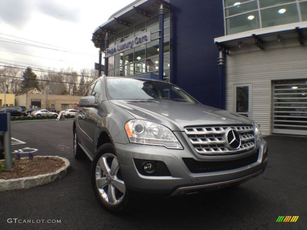 Palladium Silver Metallic Mercedes-Benz ML