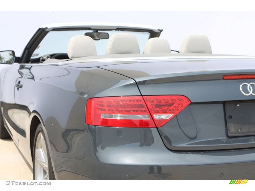 2011 A5 2.0T Convertible - Meteor Grey Pearl Effect / Light Grey photo #15