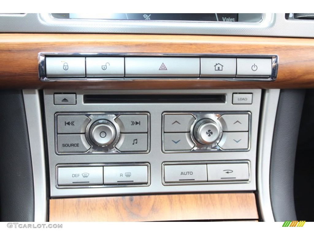 2010 Jaguar XF Sport Sedan Controls Photo #63024645