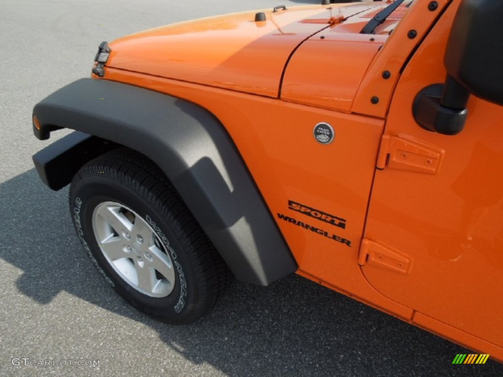 2012 Wrangler Sport S 4x4 - Crush Orange / Black photo #26