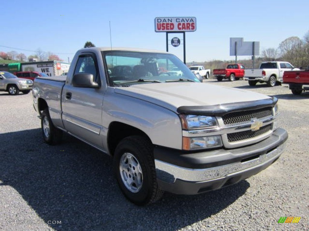 2004 Silverado 1500 LS Regular Cab 4x4 - Silver Birch Metallic / Dark Charcoal photo #1