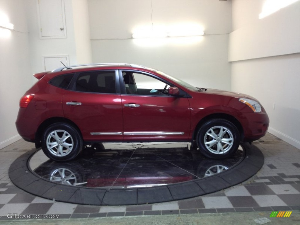 2011 Rogue SV AWD - Cayenne Red / Black photo #3