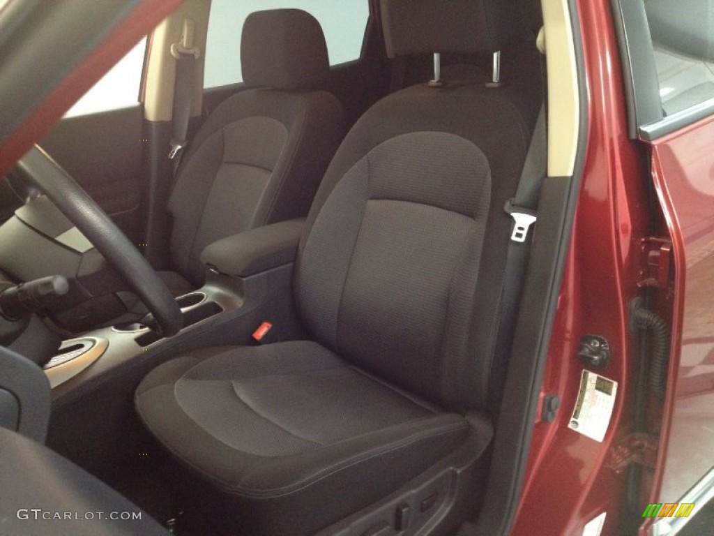 2011 Rogue SV AWD - Cayenne Red / Black photo #13