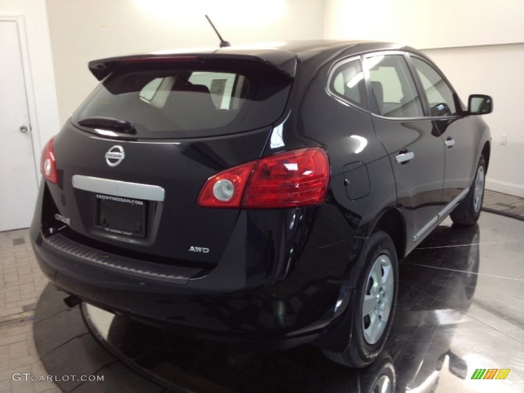 2011 Rogue S AWD - Wicked Black / Black photo #5