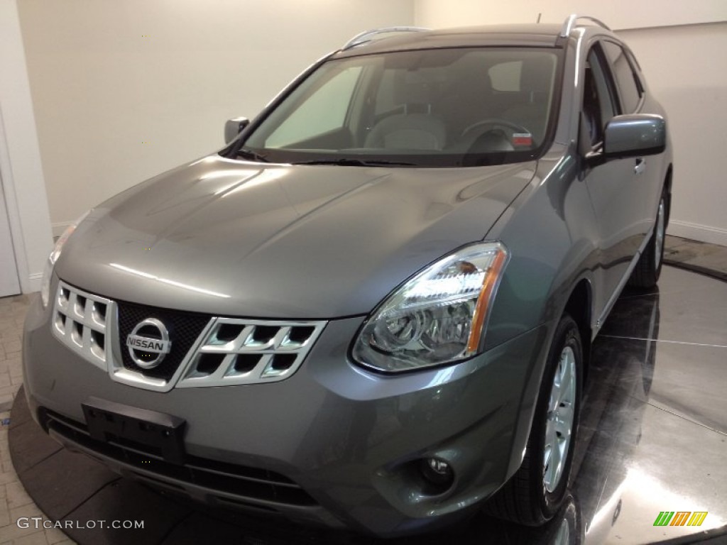 2011 Rogue SV AWD - Platinum Graphite / Gray photo #1