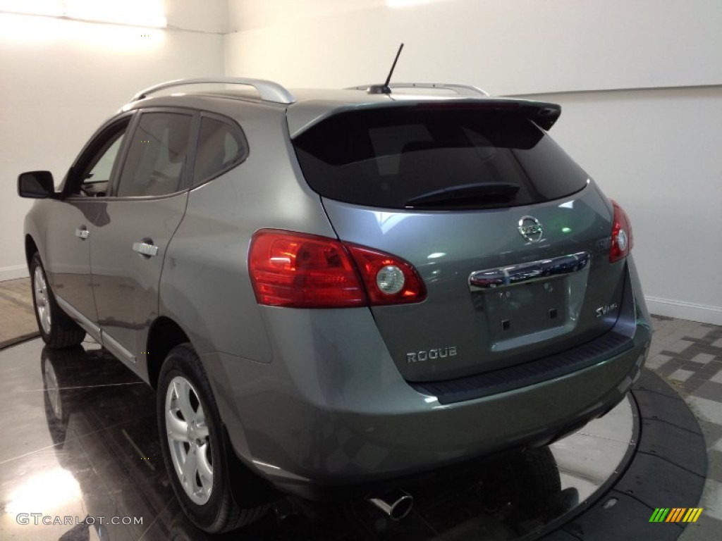 2011 Rogue SV AWD - Platinum Graphite / Gray photo #6