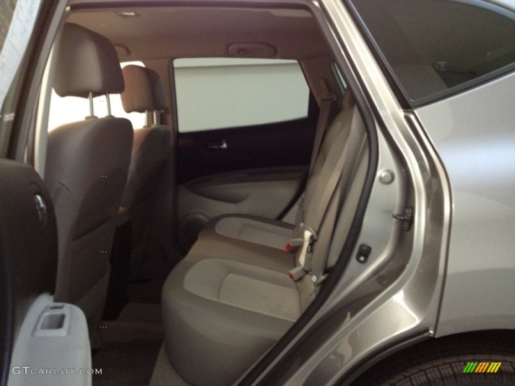 2011 Rogue SV AWD - Platinum Graphite / Gray photo #8