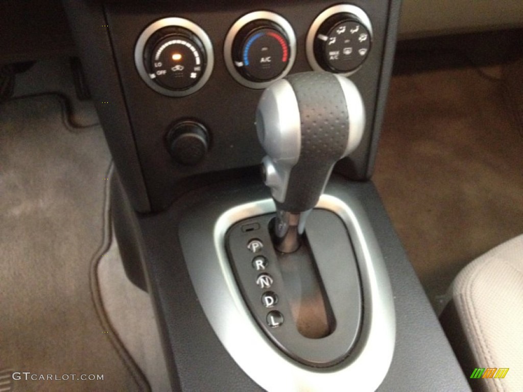 2011 Rogue SV AWD - Platinum Graphite / Gray photo #18