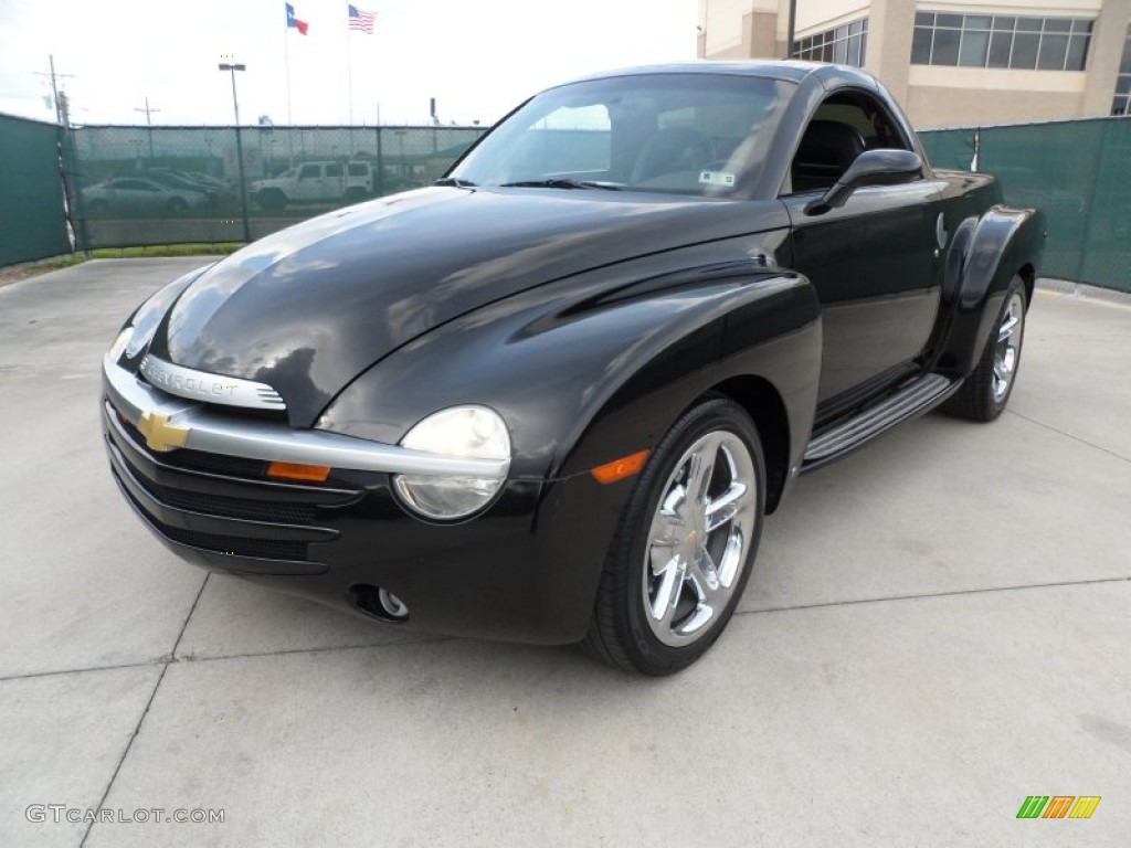 Smokin' Asphalt 2006 Chevrolet SSR Standard SSR Model Exterior Photo #63028246