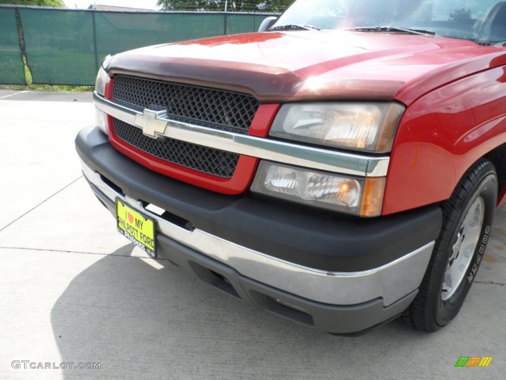 2005 Silverado 1500 LS Crew Cab - Victory Red / Dark Charcoal photo #11