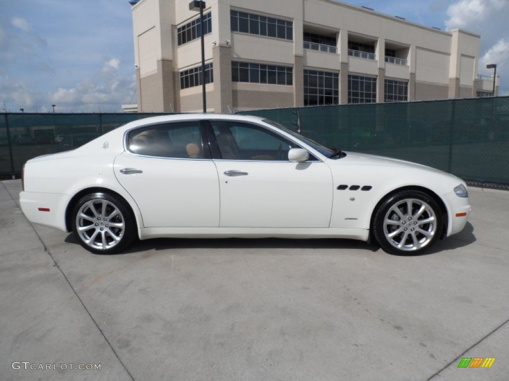 Bianco Birdvage (White) 2005 Maserati Quattroporte Standard Quattroporte Model Exterior Photo #63028716