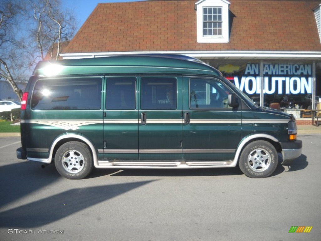 2005 Express 1500 Passenger AWD Conversion Van - Dark Green Metallic / Neutral photo #2