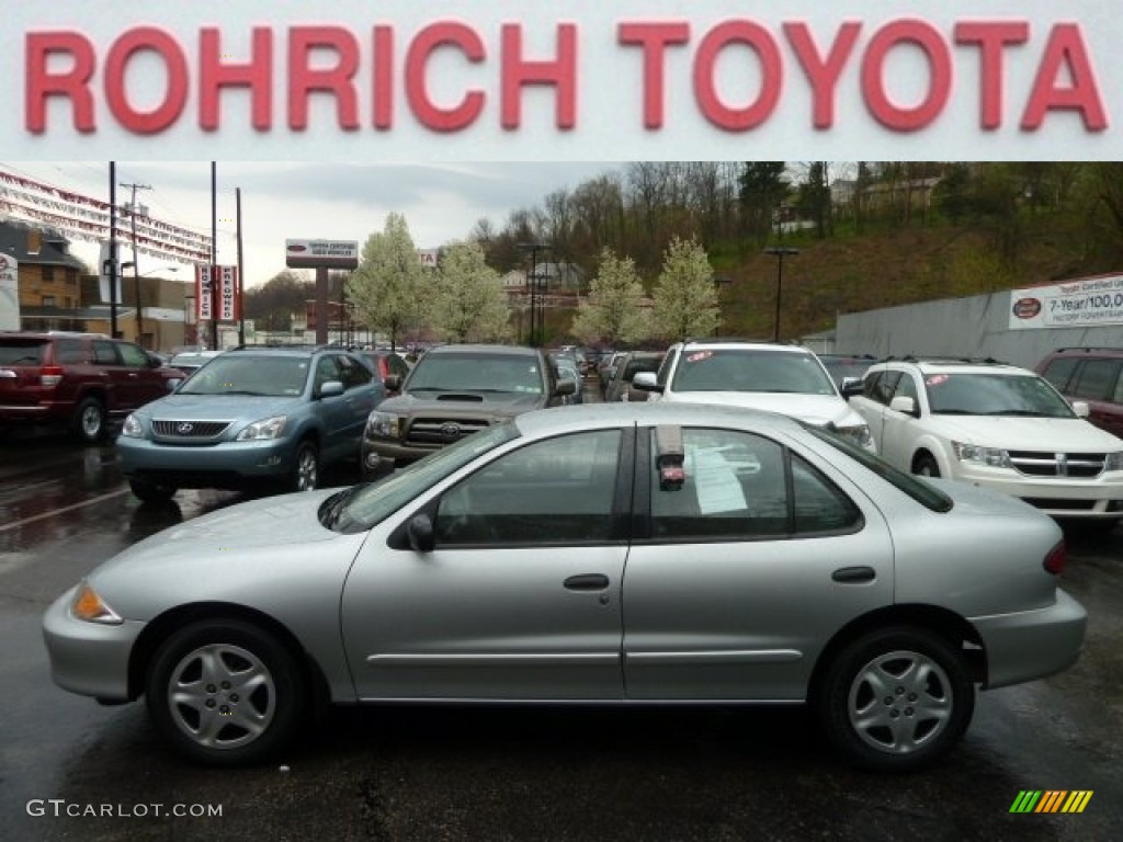 2002 Cavalier LS Sedan - Ultra Silver Metallic / Graphite photo #1