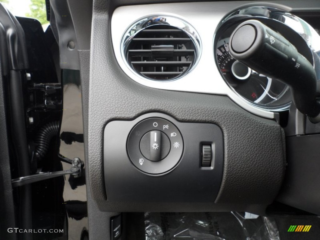 2013 Ford Mustang V6 Premium Coupe Controls Photo #63039220