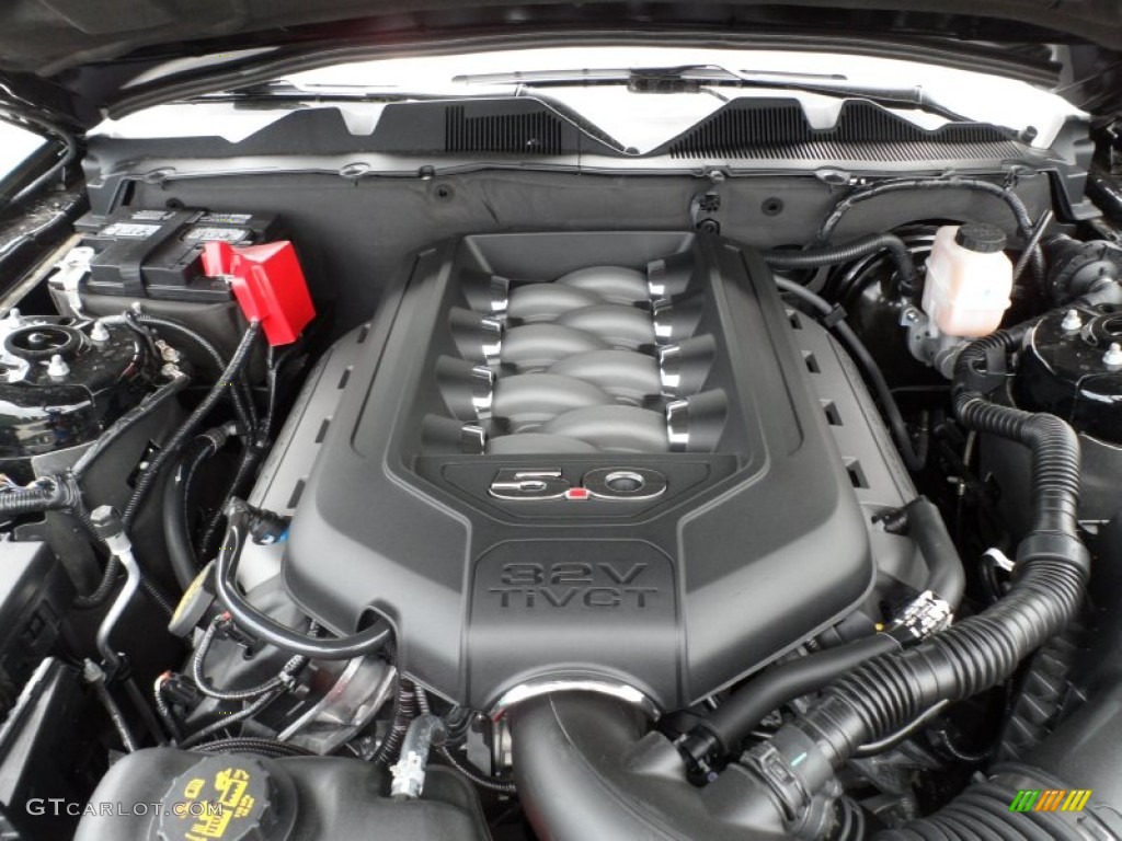 2013 Ford Mustang GT Coupe 5.0 Liter DOHC 32-Valve Ti-VCT V8 Engine Photo #63039394