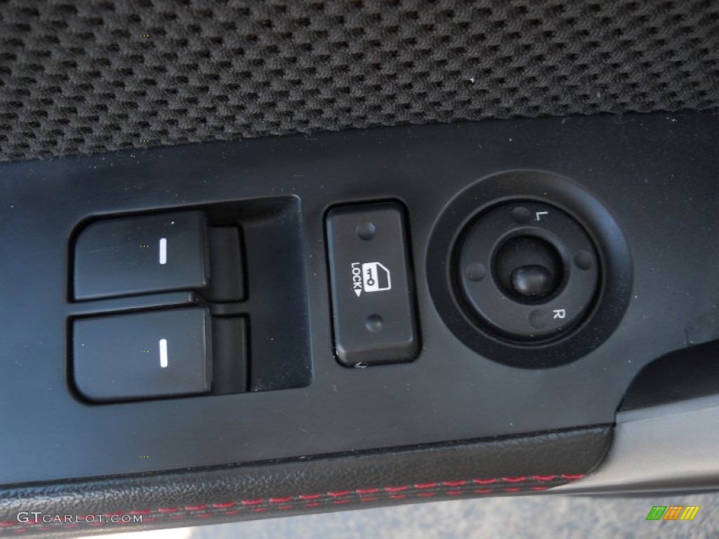 2011 Kia Forte Koup SX Controls Photo #63040819