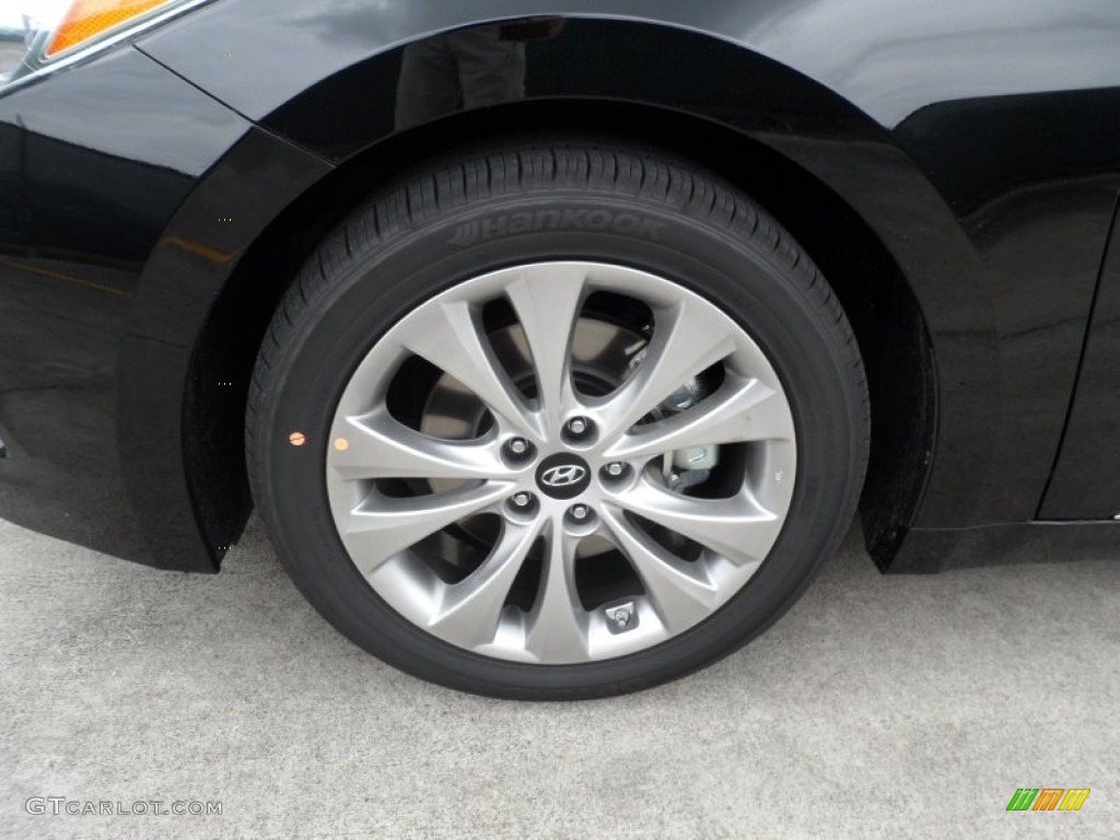 2012 Hyundai Azera Standard Azera Model Wheel Photo #63042364