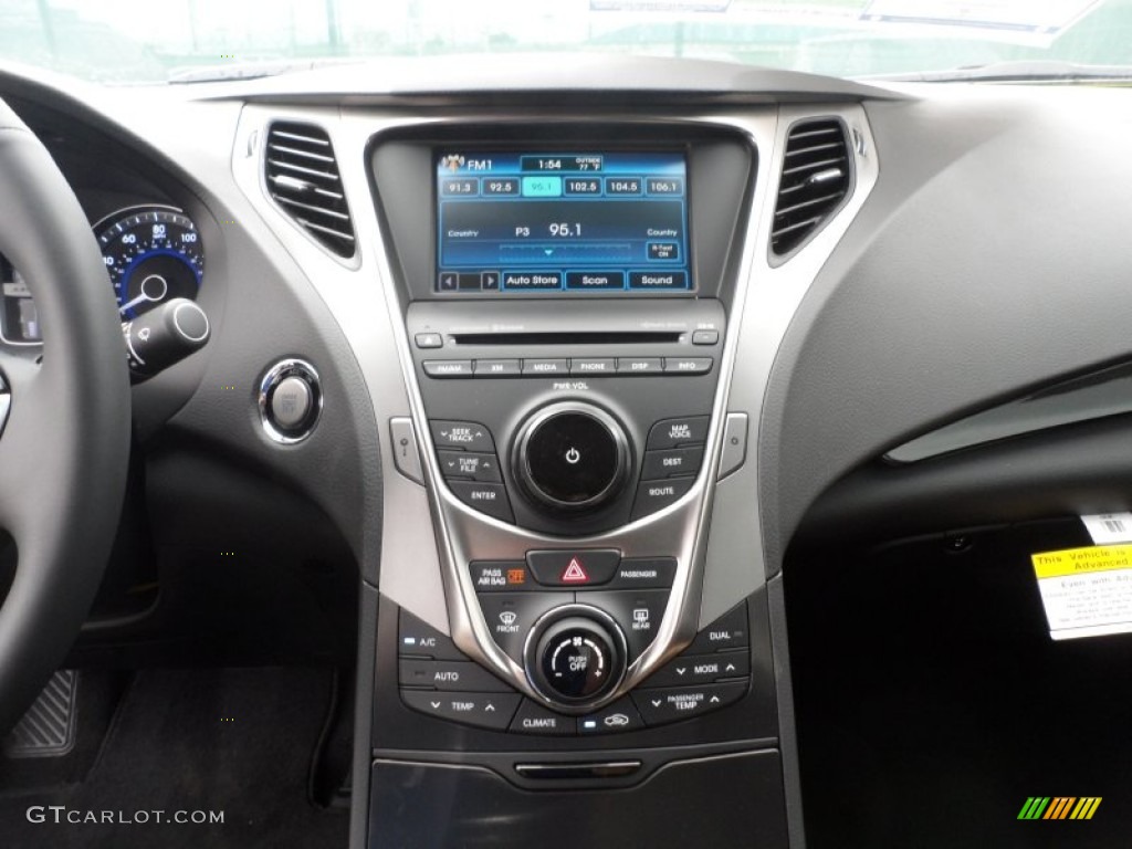 2012 Hyundai Azera Standard Azera Model Controls Photo #63042517