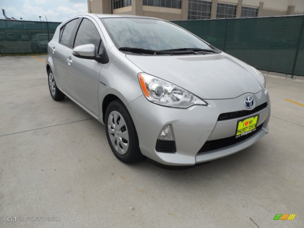 2012 Prius c Hybrid Three - Classic Silver Metallic / Light Blue Gray/Black photo #1