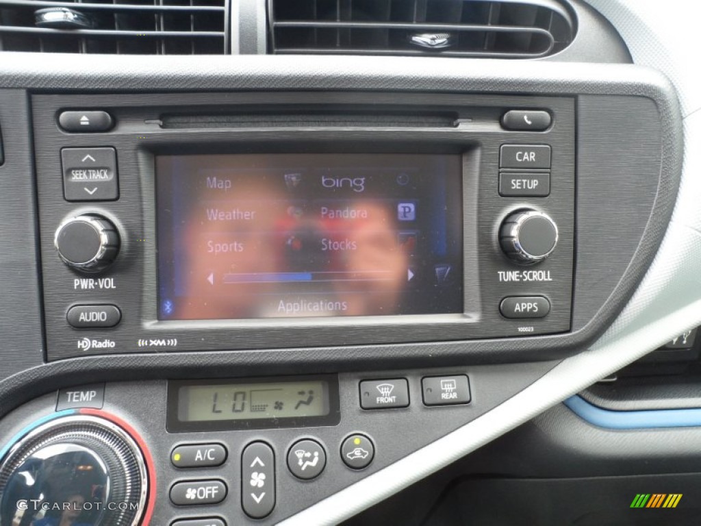 2012 Toyota Prius c Hybrid Three Controls Photo #63042874