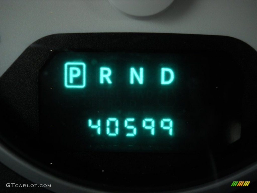 2010 Grand Caravan SXT - Bright Silver Metallic / Dark Slate Gray/Light Shale photo #3