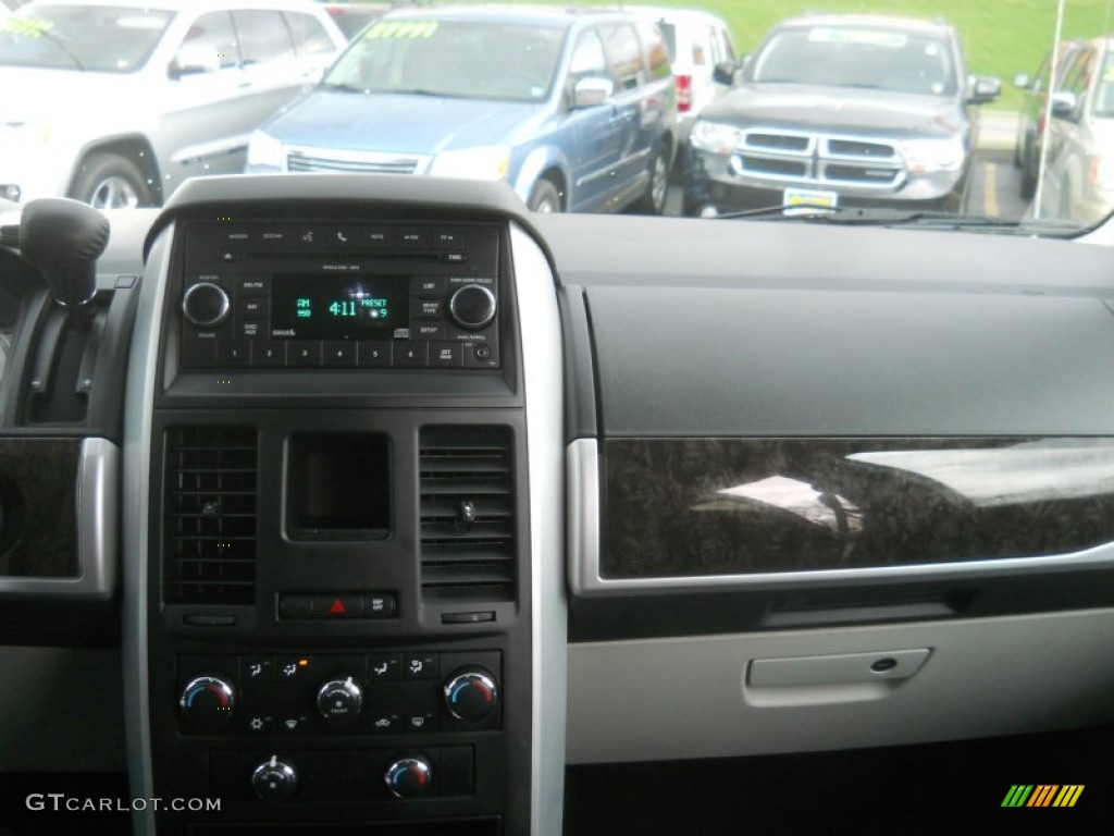 2010 Grand Caravan SXT - Bright Silver Metallic / Dark Slate Gray/Light Shale photo #20