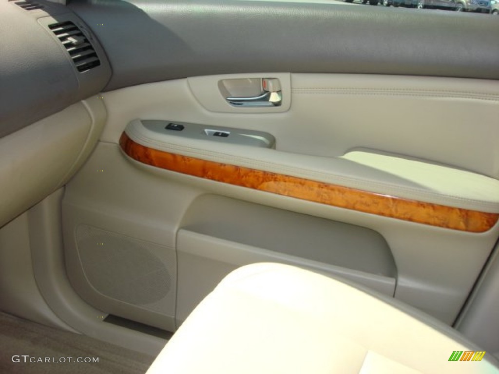 2006 RX 330 - Bamboo Pearl / Ivory photo #19