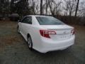 Super White - Camry SE Photo No. 5