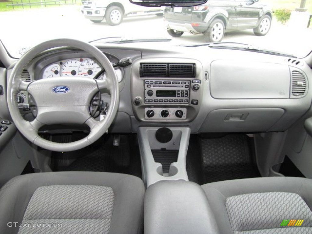 2003 Ford Explorer Sport Trac XLT Medium Flint Dashboard Photo #63053560