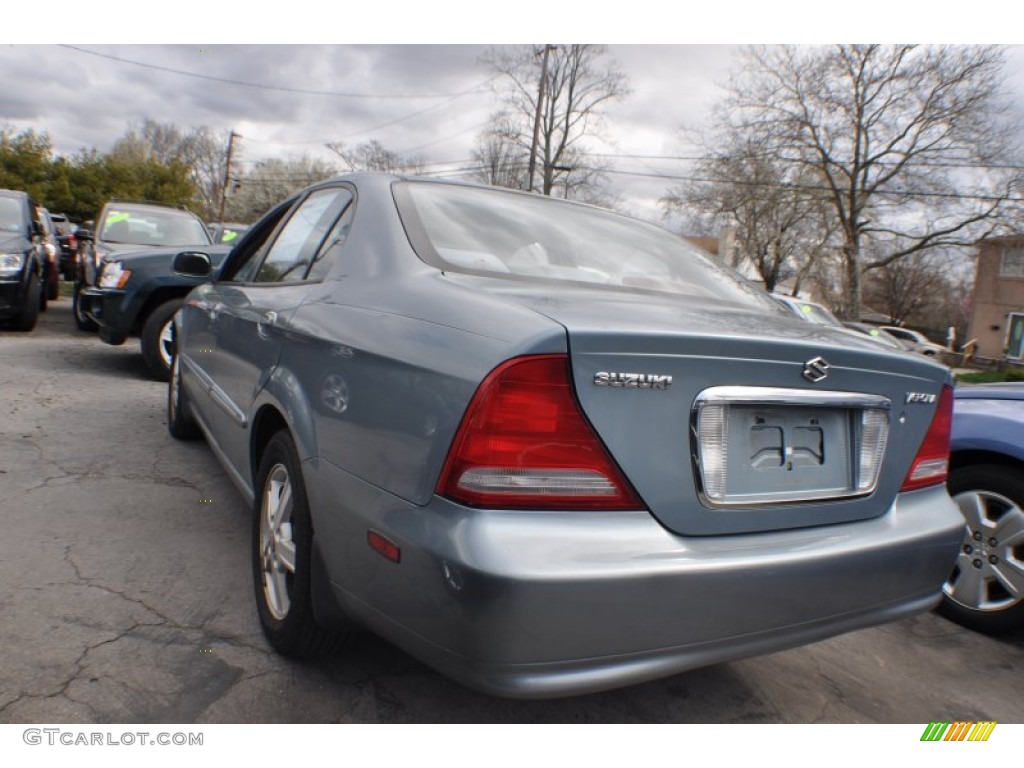 2005 Verona LX - Sapphire Gray Metallic / Gray photo #2