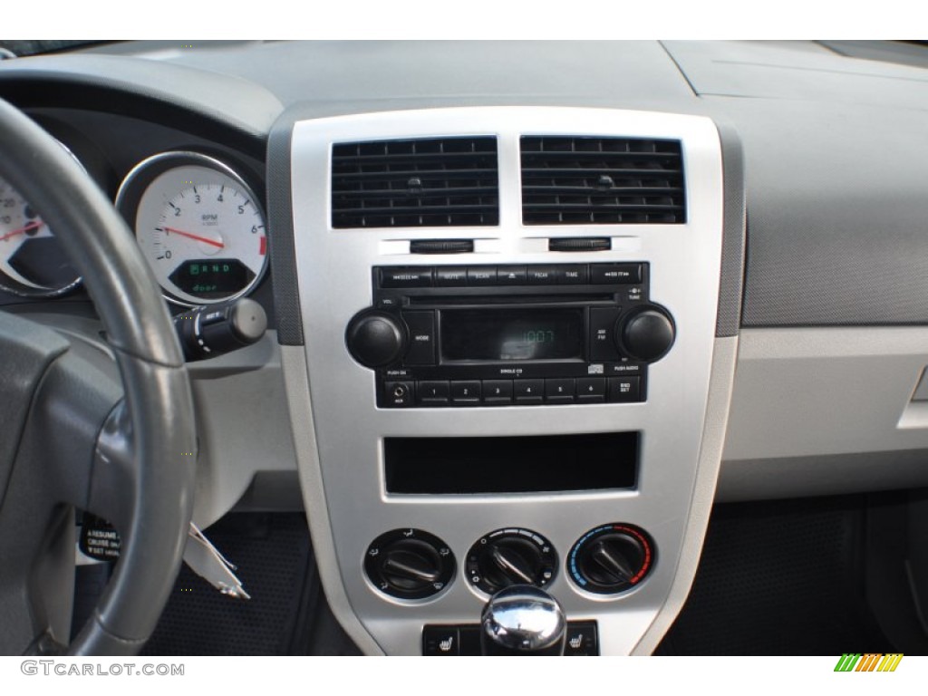 2007 Dodge Caliber SXT Controls Photo #63054916