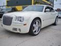 Cool Vanilla - 300 C HEMI Photo No. 1