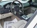 Cool Vanilla - 300 C HEMI Photo No. 17